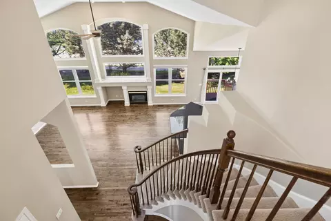 Entry Way - 1820 Broadsmore Dr, Algonquin, IL 60102 photo 3 of 3