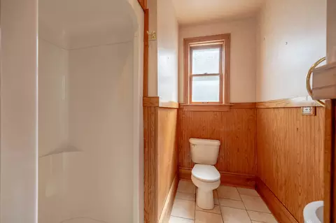 Bath - 630 Forest Ave, Elgin, IL 60120 photo 1 of 2