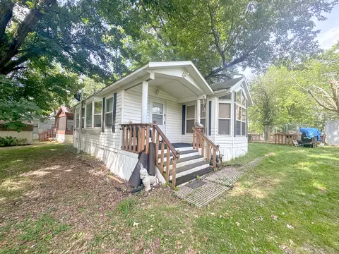 2499 Woodhaven, Sublette, IL 61367