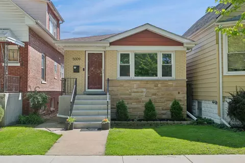 5009 W Ainslie St, Chicago, IL 60630