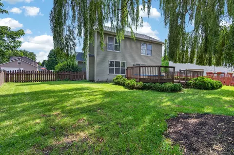 Exterior - 1560 Colorado Ave, Aurora, IL 60506 photo 8 of 11