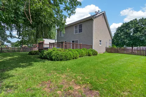 Exterior - 1560 Colorado Ave, Aurora, IL 60506 photo 7 of 11