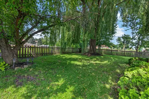 Exterior - 1560 Colorado Ave, Aurora, IL 60506 photo 11 of 11
