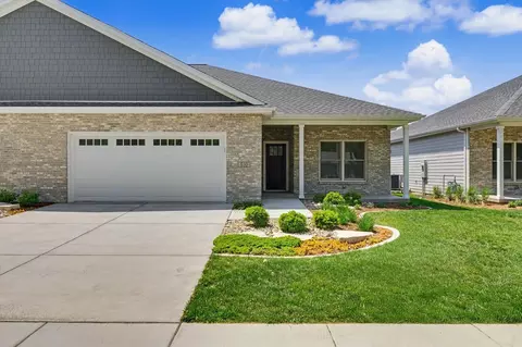 510 S 6th St, Fairbury, IL 61739