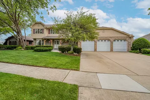 8320 Cloverview Dr, Tinley Park, IL 60477