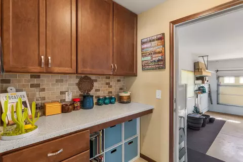Other - 602 E Sheridan Dr, Eldridge, IA 52748 photo 2 of 10