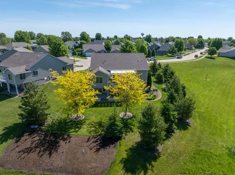 View/Area - 602 E Sheridan Dr, Eldridge, IA 52748 photo 9 of 9
