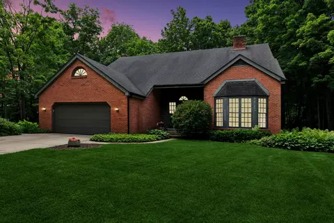 1014 Kauai King Ct, Naperville, IL 60540