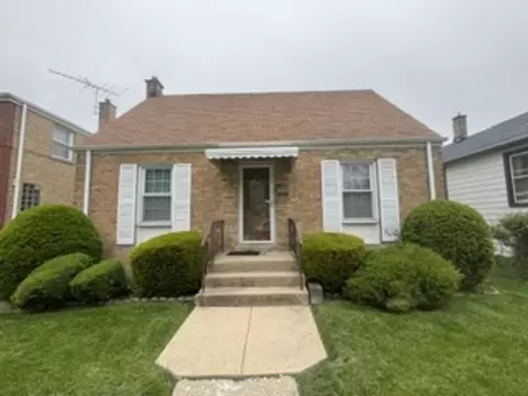 5610 N Ottawa Ave, Chicago, IL 60631