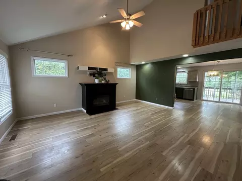 Living - 109 Labrador Ln, Downs, IL 61736 photo 1 of 8