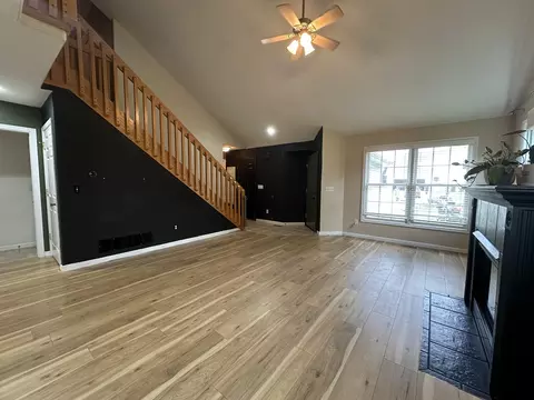 Living - 109 Labrador Ln, Downs, IL 61736 photo 5 of 8