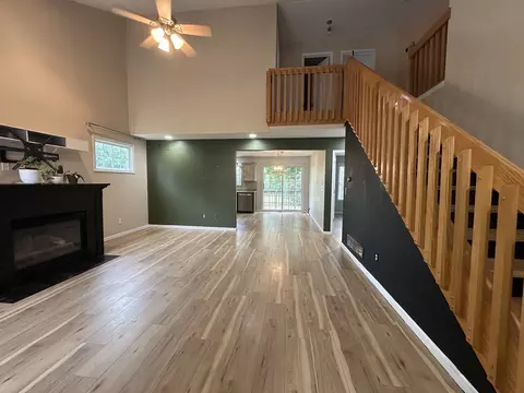 Living - 109 Labrador Ln, Downs, IL 61736 photo 3 of 8