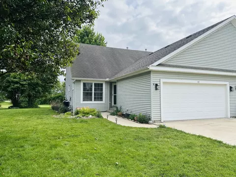 Exterior - 109 Labrador Ln, Downs, IL 61736 photo 5 of 11