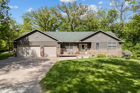 625 S Utah Ave, Davenport, IA 52802