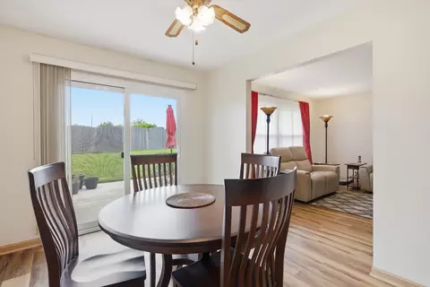Dining - 1375 Borden Dr, Elgin, IL 60120 photo 1 of 1