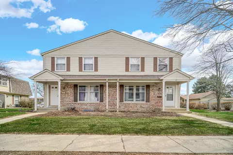 611 Kendall Ct, Schaumburg, IL 60194