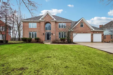 1022 Oakland Dr, Barrington, IL 60010