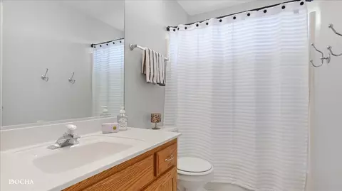Bath - 2220 Stonehaven Dr, Plainfield, IL 60586 photo 4 of 4