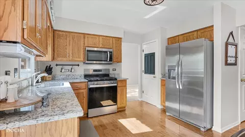 Kitchen - 2220 Stonehaven Dr, Plainfield, IL 60586 photo 1 of 3