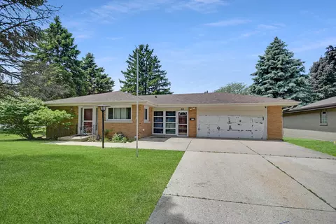 801 N Alann Dr, Joliet, IL 60435