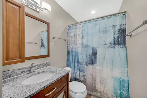 2300 Appleby Dr, Wheaton, IL 60189 photo 15