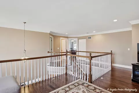 Entry Way - 6802 Ayre Dr, Mchenry, IL 60050 photo 4 of 4