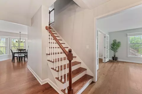 Entry Way - 635 Oakview Dr, Algonquin, IL 60102 photo 1 of 1