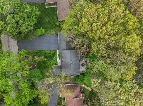 View/Area - 635 Oakview Dr, Algonquin, IL 60102 photo 2 of 5