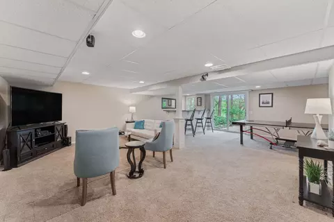 Other - 635 Oakview Dr, Algonquin, IL 60102 photo 4 of 7