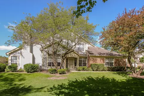 Exterior - 446 Cromwell Cir #1, Bartlett, IL 60103 photo 2 of 6