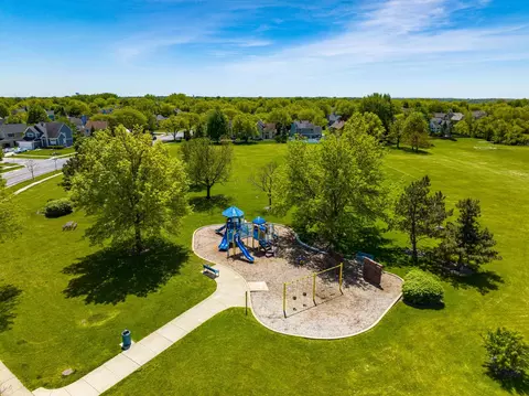 View/Area - 446 Cromwell Cir #1, Bartlett, IL 60103 photo 1 of 6