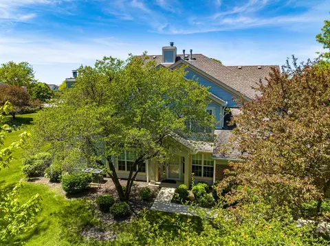 Exterior - 446 Cromwell Cir #1, Bartlett, IL 60103 photo 5 of 6