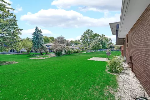 Exterior - 514 Willow Ln, Beecher, IL 60401 photo 2 of 4
