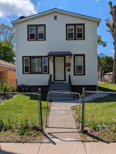 805 Audrey Nixon Blvd, North Chicago, IL 60064
