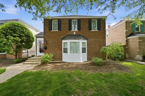 7821 W Thorndale Ave, Chicago, IL 60631