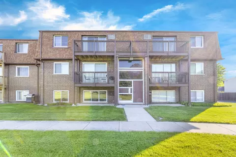 124 Boardwalk St #GE, Elk Grove Village, IL 60007