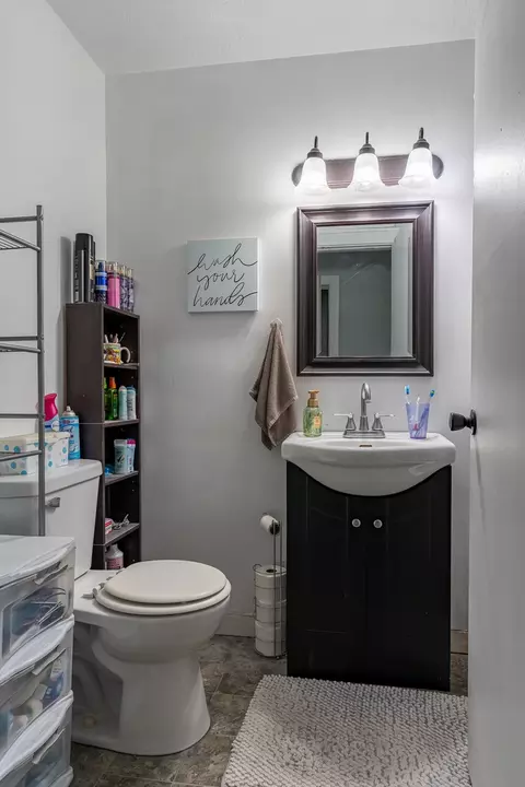 Bath - 3549 41st St, Moline, IL 61265 photo 1 of 1