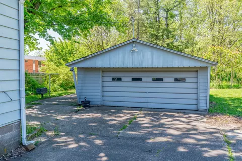 Exterior - 3549 41st St, Moline, IL 61265 photo 2 of 4
