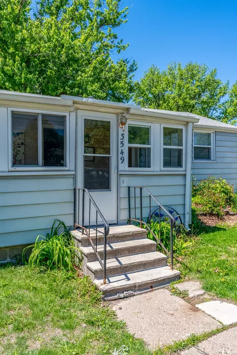 Exterior - 3549 41st St, Moline, IL 61265 photo 1 of 4