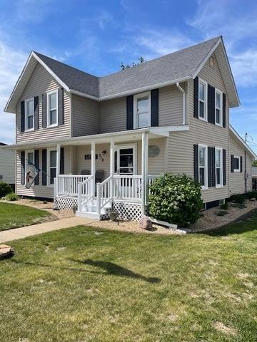 710 Fulton St, Grand Mound, IA 52751