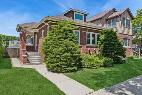 3810 N Mozart St, Chicago, IL 60618