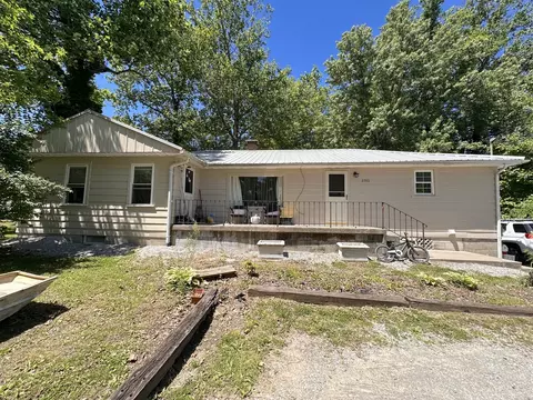 2280 S Illinois Ave, Carbondale, IL 62901