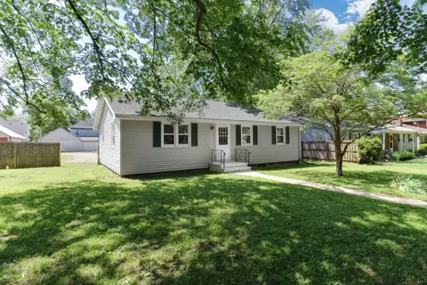Exterior - 602 W 3rd St, Delavan, IL 61734 photo 11 of 12