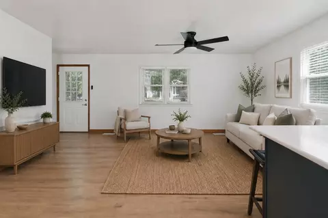 Living - 602 W 3rd St, Delavan, IL 61734 photo 2 of 4