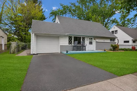 406 Winnebago St, Park Forest, IL 60466