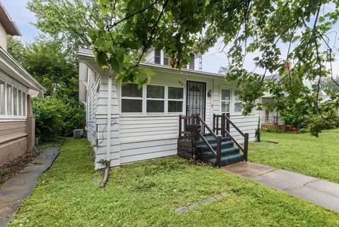 Exterior - 518 Cedar St, Centralia, IL 62801 photo 2 of 6