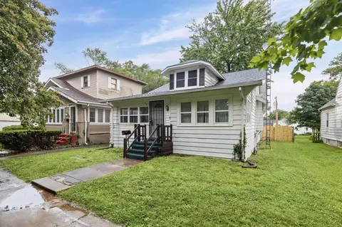 518 Cedar St, Centralia, IL 62801