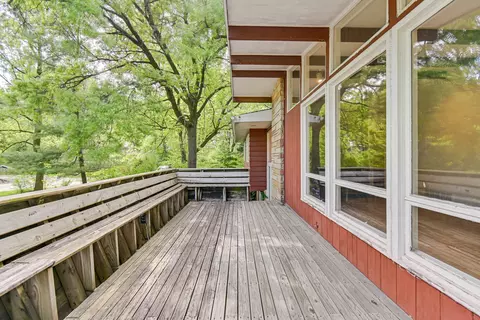 Exterior - 4112 Sunset Rd, Matteson, IL 60443 photo 7 of 10