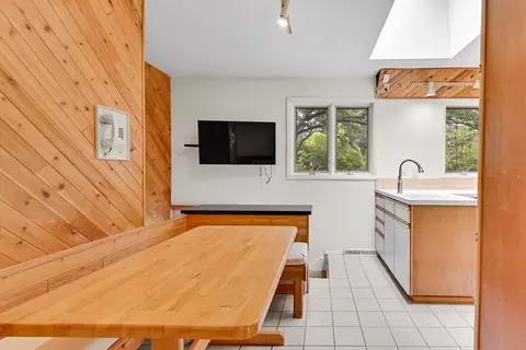 Kitchen - 4112 Sunset Rd, Matteson, IL 60443 photo 2 of 2