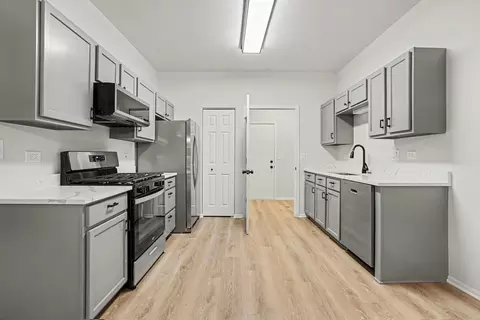 Kitchen - 21400 W Juniper Ln, Plainfield, IL 60544 photo 1 of 1